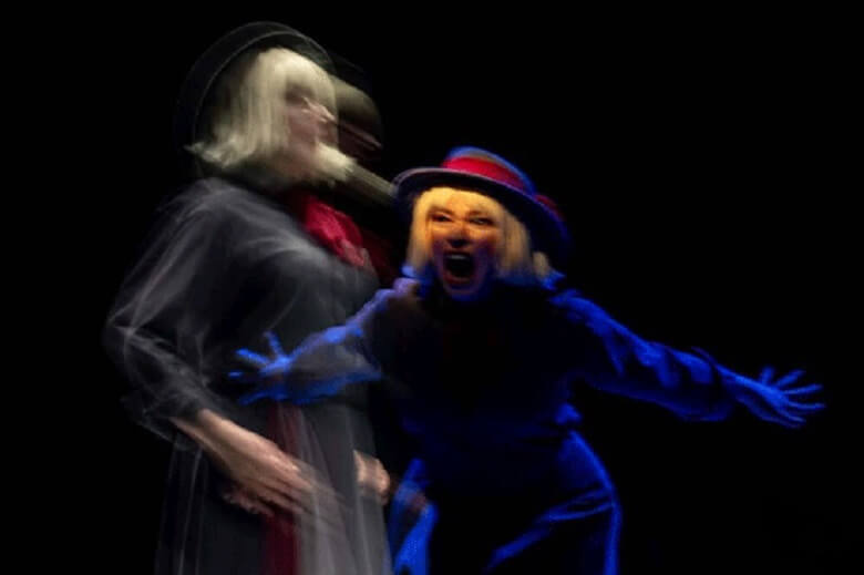 مه لقا باقری جلوی مردم جیغ بنفش کشید.