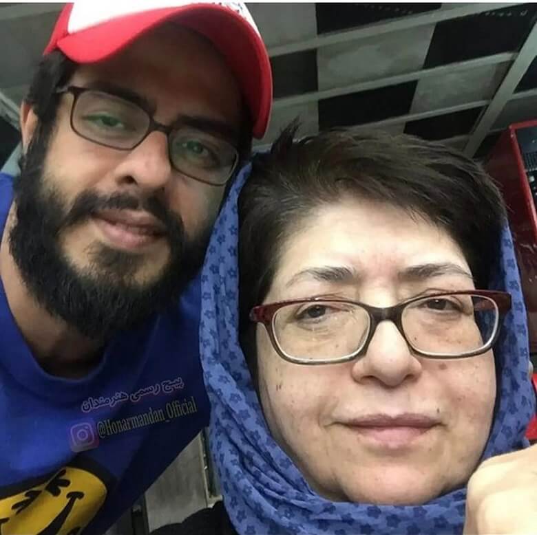 پروین کوشیار همسر خسرو شکیبایی در فراغ یارش غمگین است.