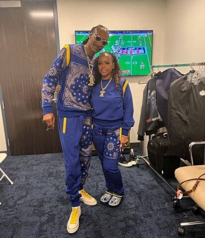 لباس اسنوپ داگ خواننده معروف آمریکایی با یک نماد ایرانی