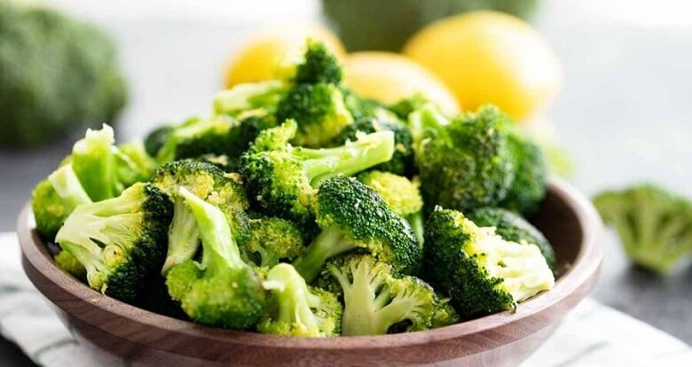 بروکلی را باید پس از ۴۰ سالگی بخوریم.