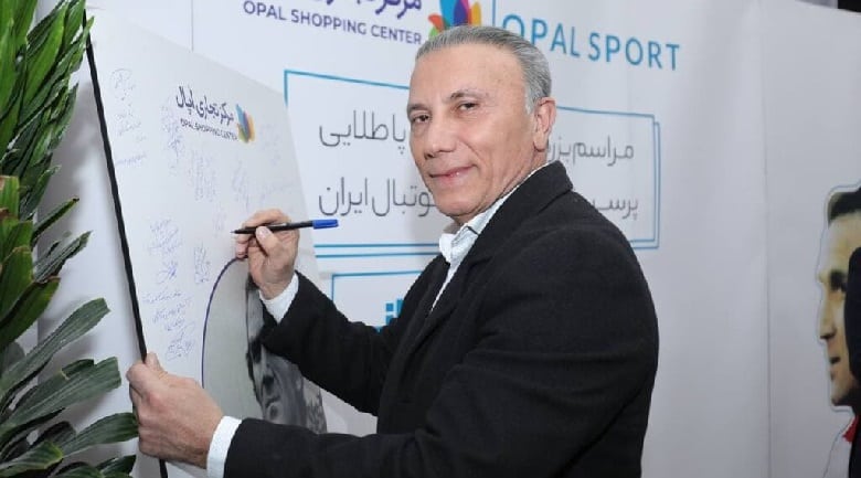 بازیکنان علیه حمید درخشان توطئه کردند تا برکنار شود.