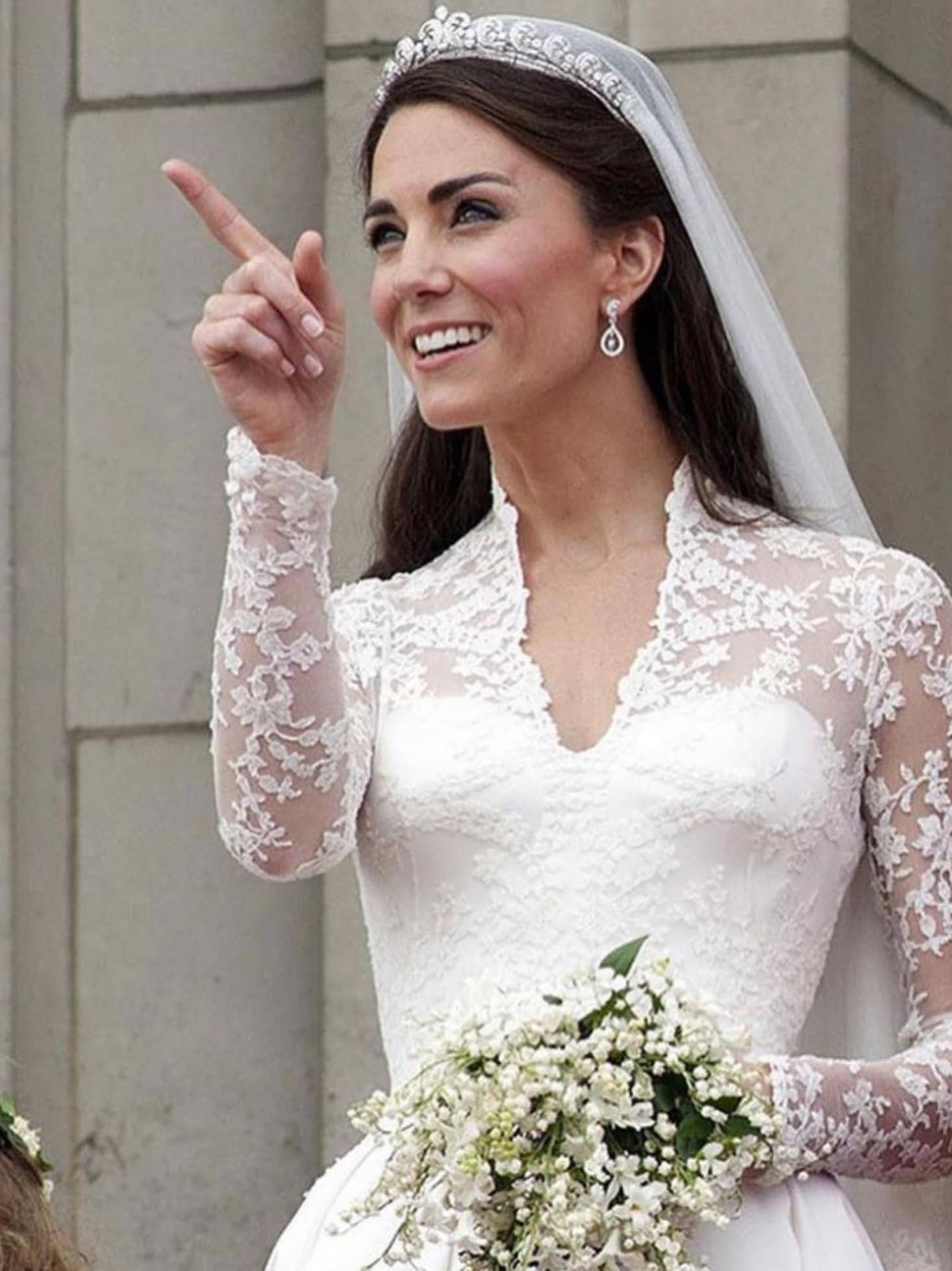 لباس کیت میدلتون در مراسم ازدواجش یکی از مشهورترین لباس عروس های جهان است