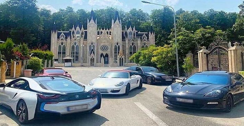 لوکس‌ترین شهرک ایران امیر دست متلو قو است.