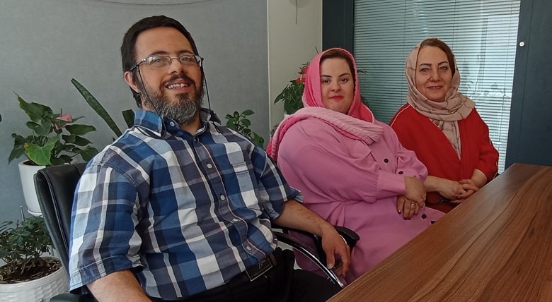 مهران قندهاری بازیگر سریال پایتخت ازدواج جالبی کرده بود.