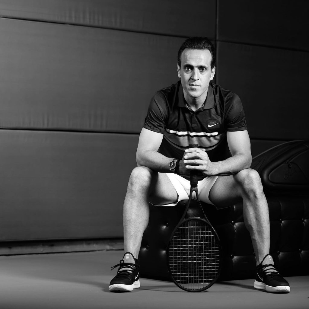 علی کریمی دوستان دور و نزدیک اش را طعنه باران کرد علی کریمی دوستان دور و نزدیک اش را طعنه باران کرد