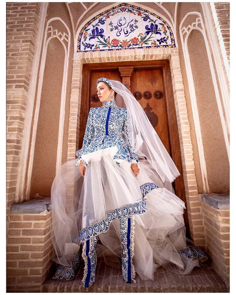 شهرزاد کمال زاده تیپ مدرن و فوق ایرانی زده است.