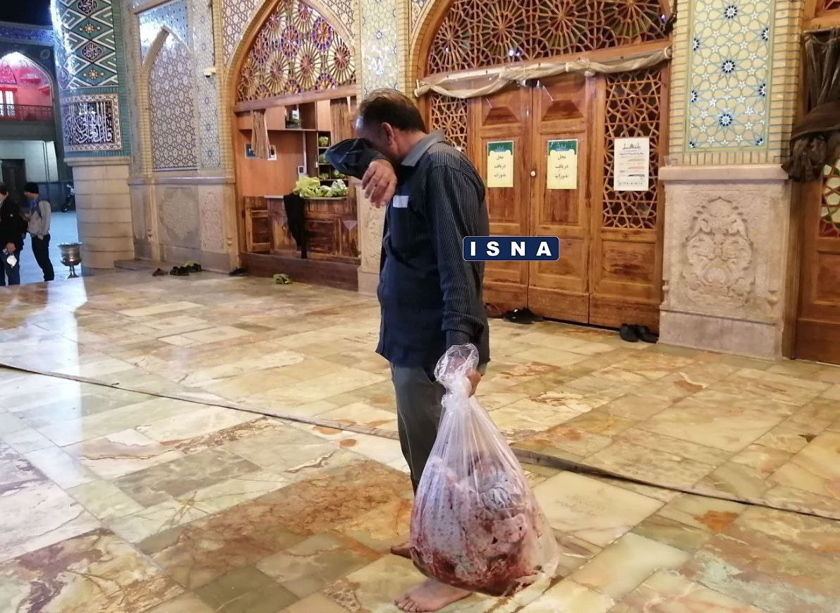 دردناک‌ترین تصویر از حادثه شاهچراغ شیراز