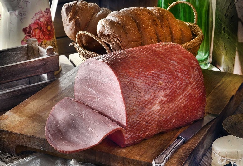 بیکن پوست شما را پیر می‌کند.