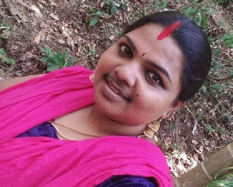 شیجا زن هندی از سیبیلو بودن لذت برده بود.