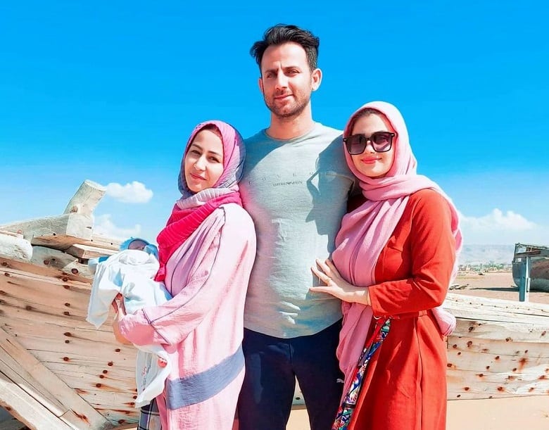 علی هانتر مرد دو زنه شاخ اینستاگرامی است.