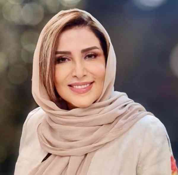 چهره شوکه کننده "خانم مجری به خانه برمی گردیم" خارج از قاب تلویزیون/ عکس