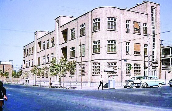 «گیتی»؛ نخستین بنای خیابان طالقانی