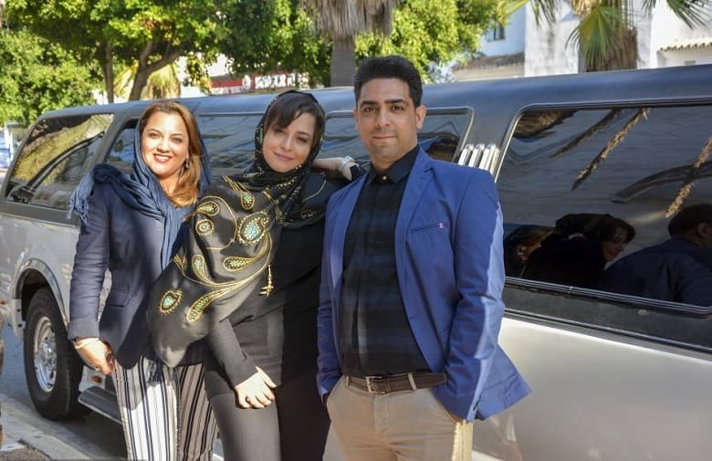 مهراوه شریفی نیا در اسپانیا با خودروی شش در گشت زده است.