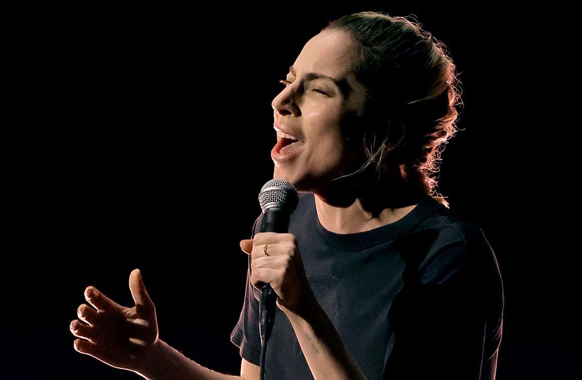 ظاهر ساده لیدی گاگا برای اجرا در مراسم اسکار