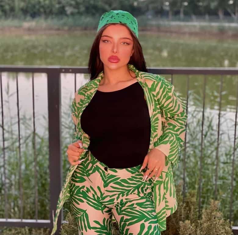 آرام جوینده همسر سپهر حیدری مدل‌تر از همیشه شده است.