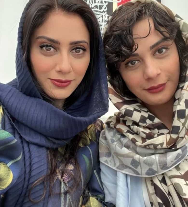 این دوکودک مارال و مونا فرجاد بازیگران مشهور سینمای ایران هستند.