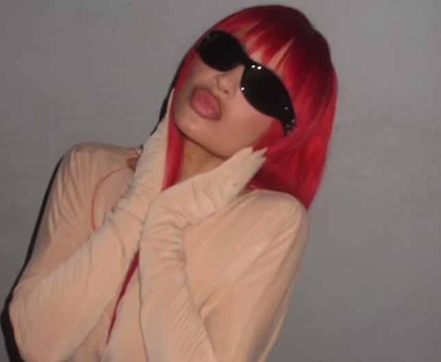 عکس&zwnj;های جنجالی &ldquo;کایلی جنر&rdquo; با موهای قرمز!