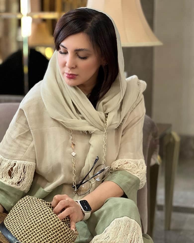 عکس/ تیپ خانم بازیگر پس از حواشی حضور در مراسم تشییع!