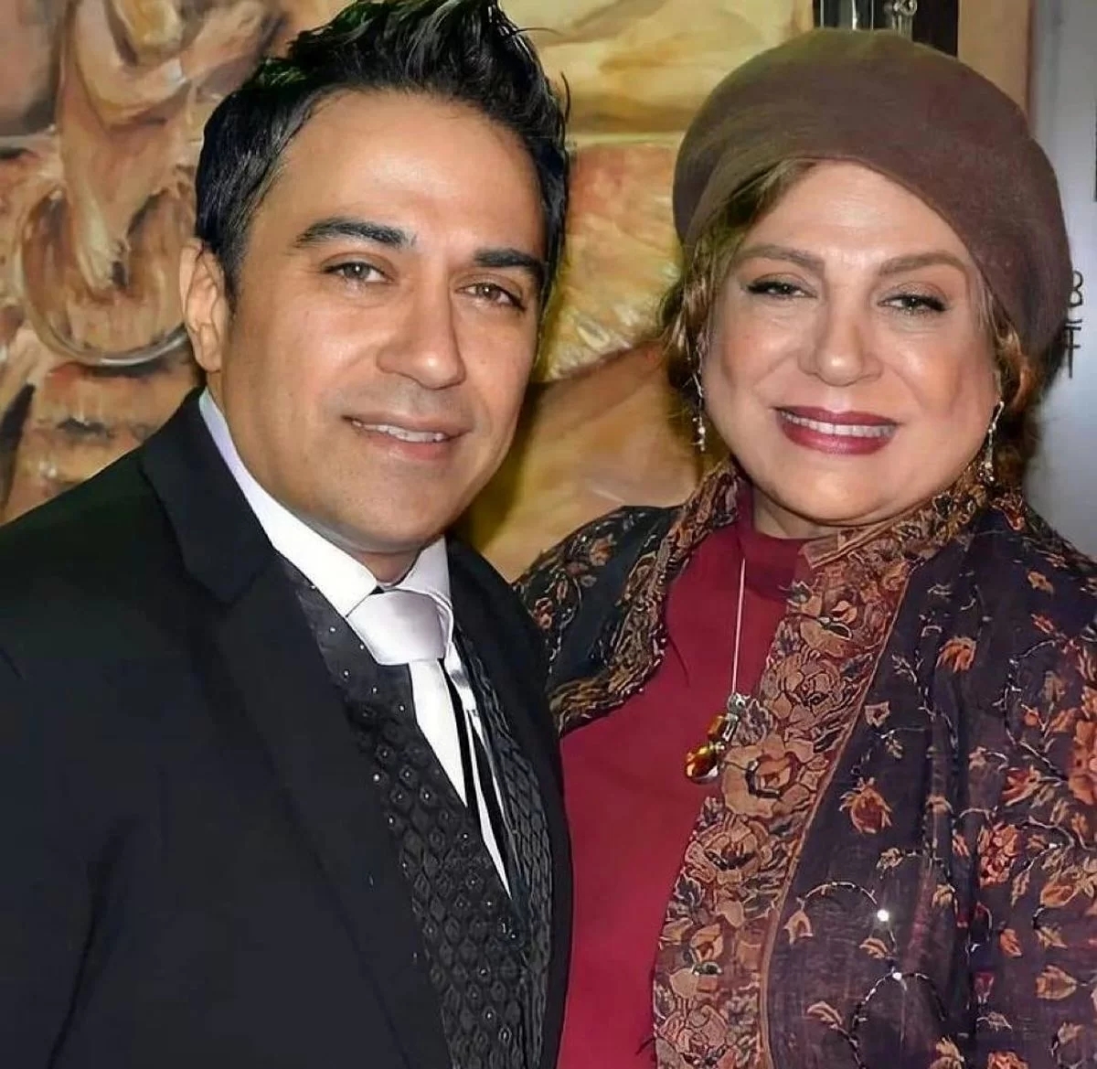 آیا تاکنون پسر خوشتیپ “گوهر خیراندیش” در خارج را دیده اید/ عکس