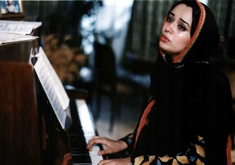 عکس/ ساز زدن الهام چرخنده را دیده اید؟!