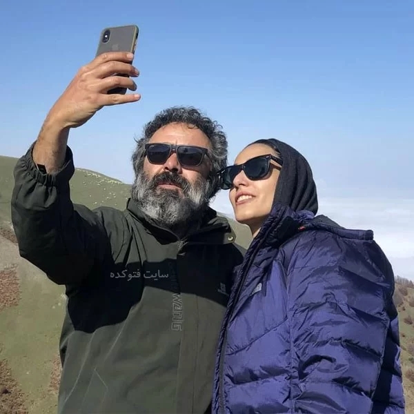 عاشقانه “آقای بازیگر ایرانی” و زن جوانش در کوه/ عکس