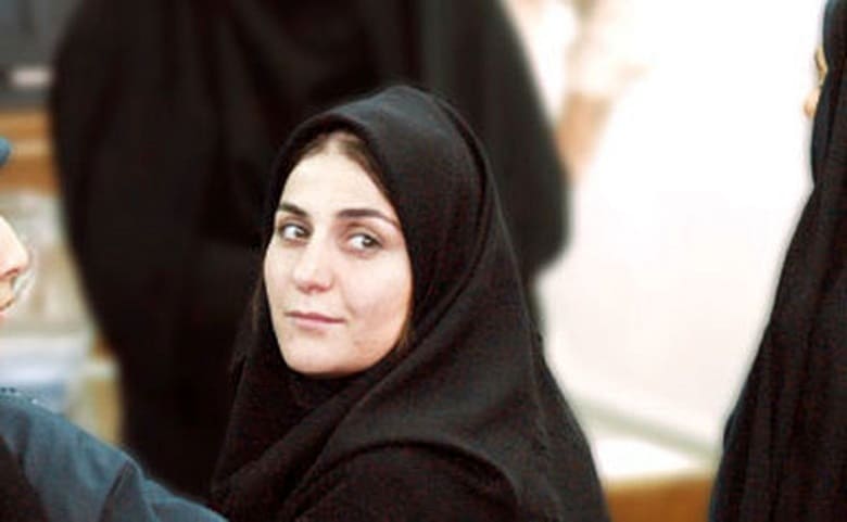 واکنش شهلا وقتی ناصر محمدخانی شعرهای او را در دادگاه مسخره کرد