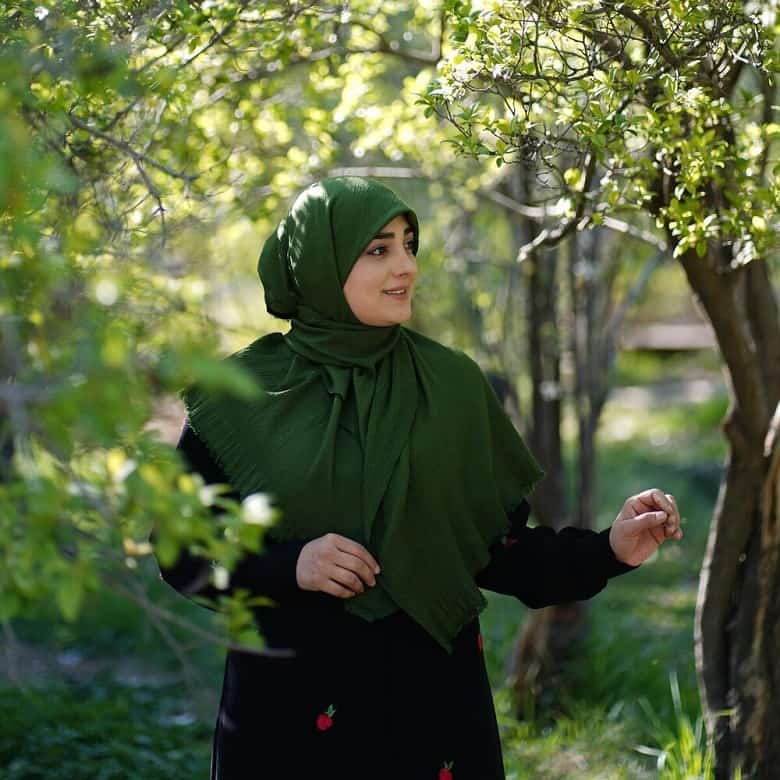 عکس مانتویی از مجری چادری صداوسیما