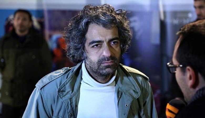 بابک خرمدین توسط پدرش تکه تکه شد.