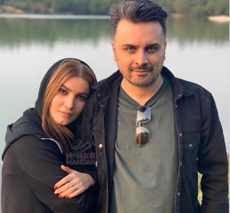 متین ستوده در ماه عسل با همسرش عکس گرفت