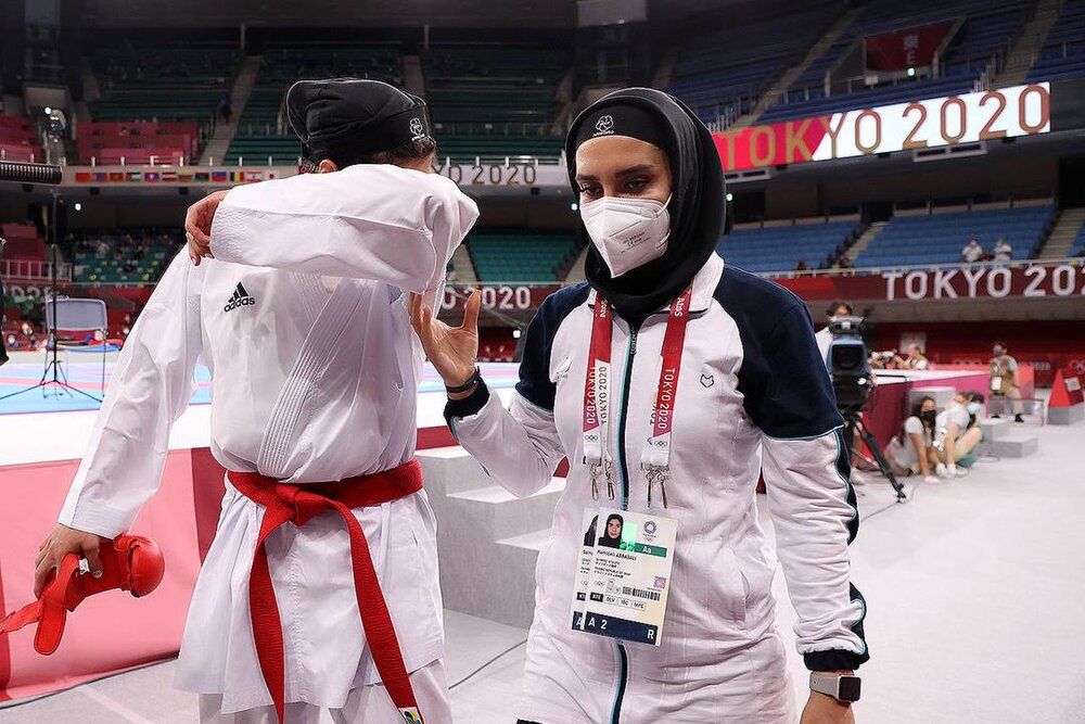 تصویر تلخ اشک های بانوی کاراته کار ایرانی در المپیک / عکس