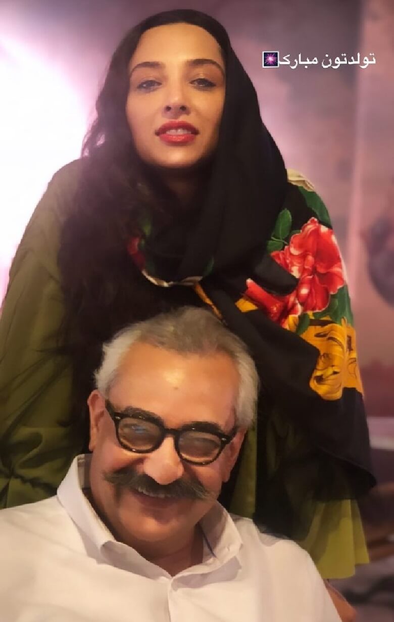 آناهیتا درگاهی با کارگردان مشهور عکس دونفره گرفت.