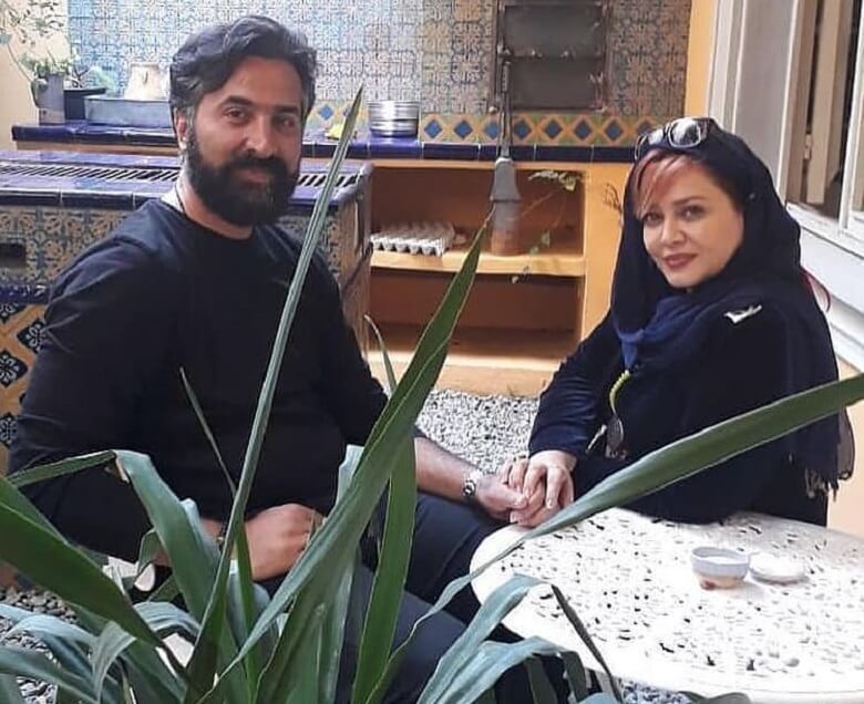 بهاره رهنما دست در دست حاجی عکس گرفت.