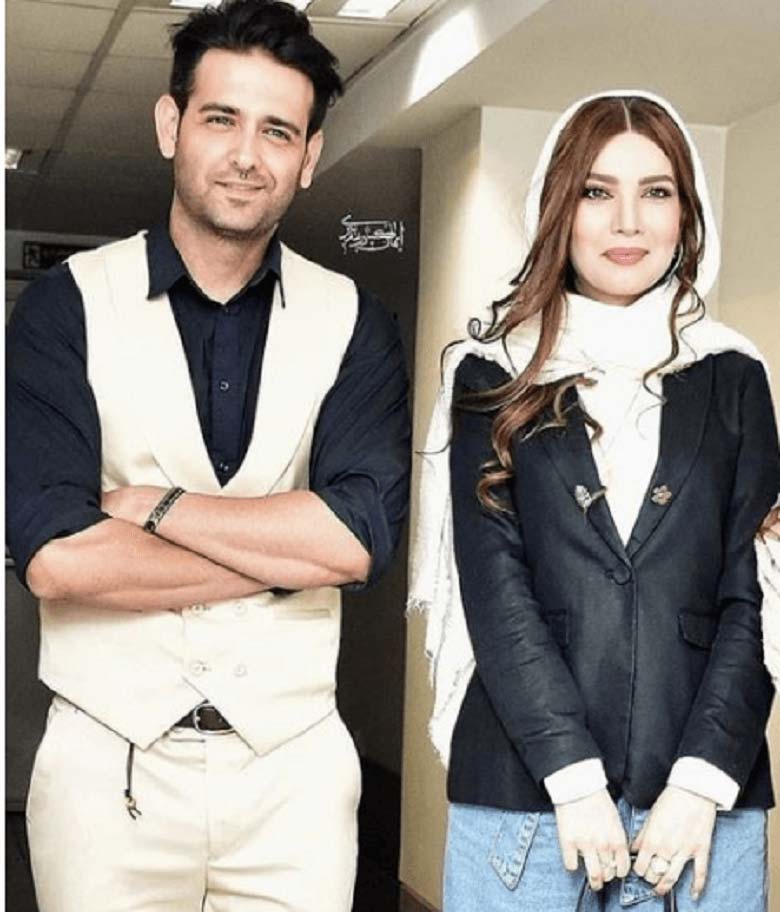 متین ستوده در کنار امیرحسین آرمان عکسی صمیمی گرفت.