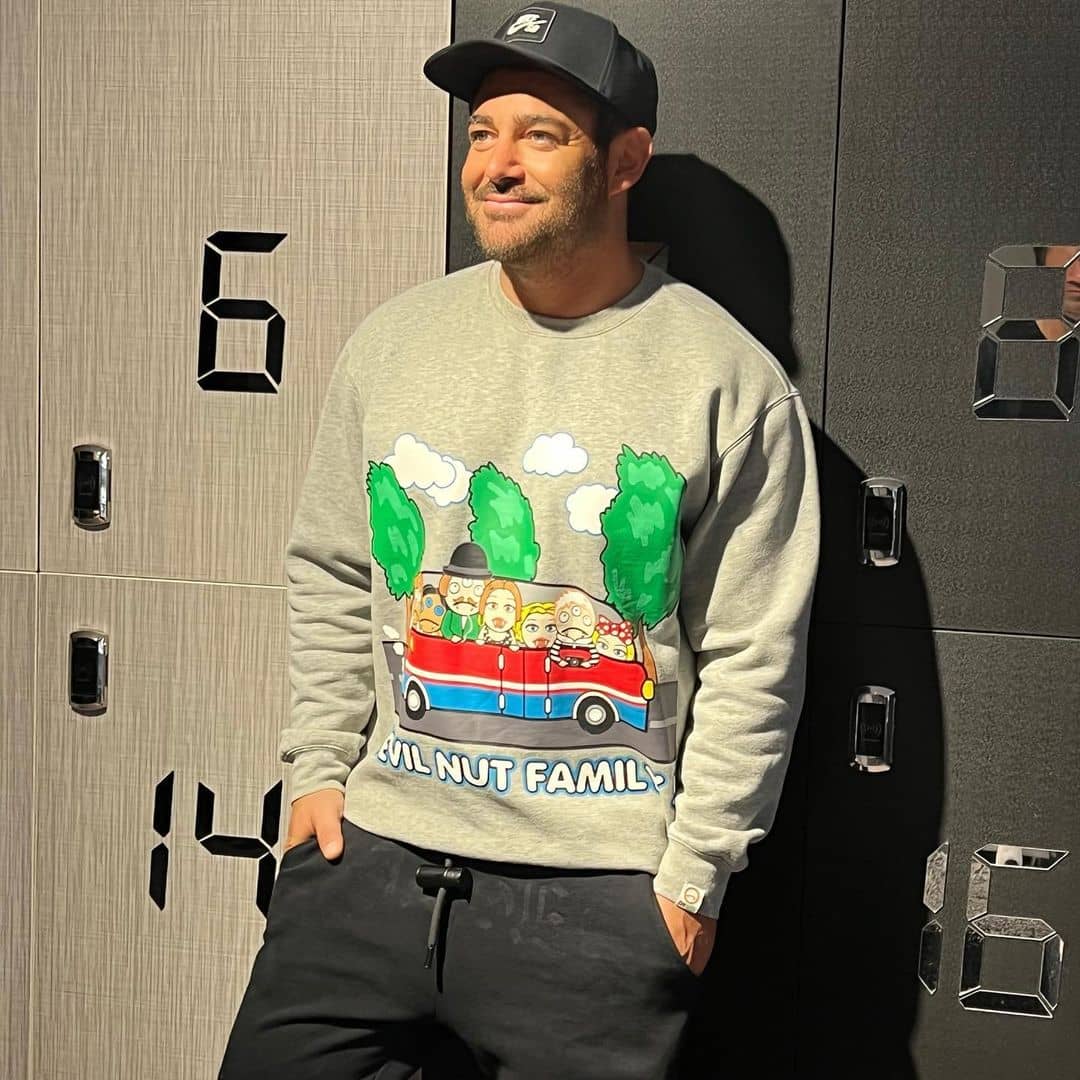 تیپ کودکانه گلزار