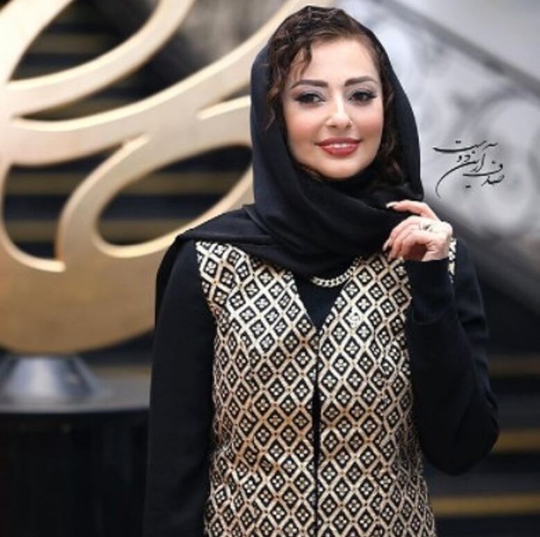 نفیسه روشن در جشن حافظ لباس ساده پوشید.